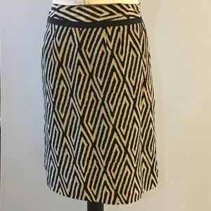 Ann Taylor women’s skirt black and cream
